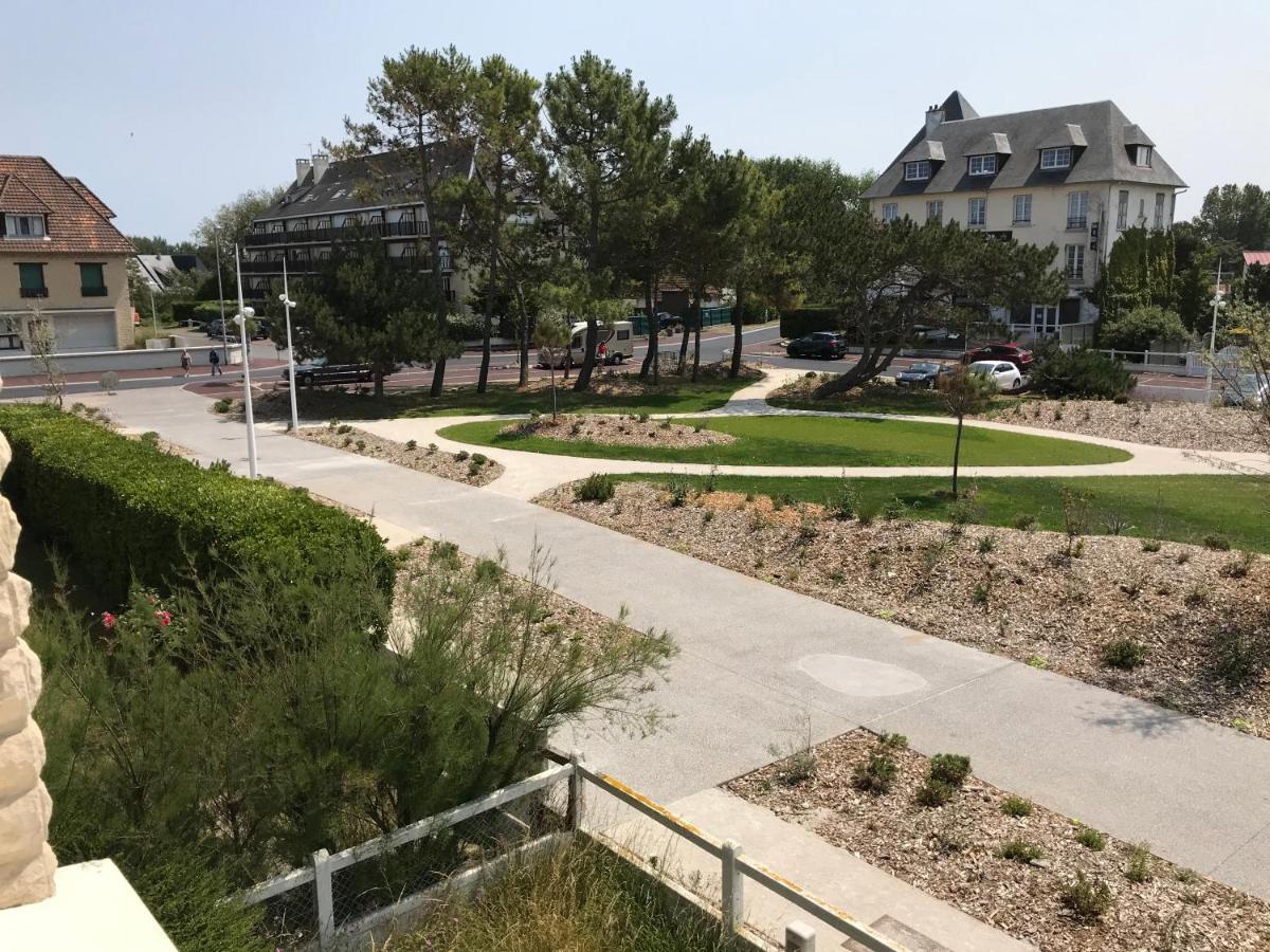 Apartamento Les Alisés Merville-Franceville-Plage Exterior foto